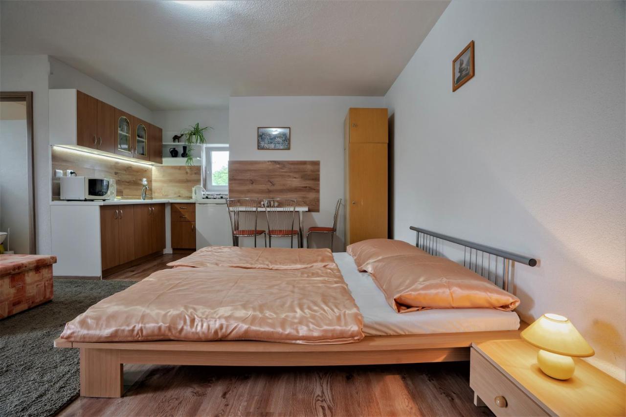 Apartmany Anna Liptovsky Michal Ngoại thất bức ảnh